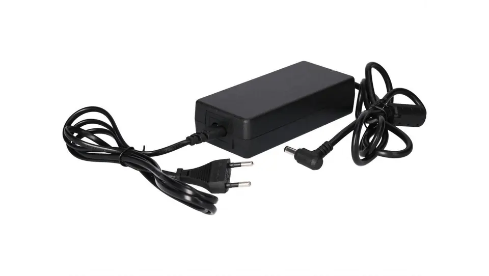 ⁨Desktop led power supply 12V 90W 5.5/2.1⁩ at Wasserman.eu