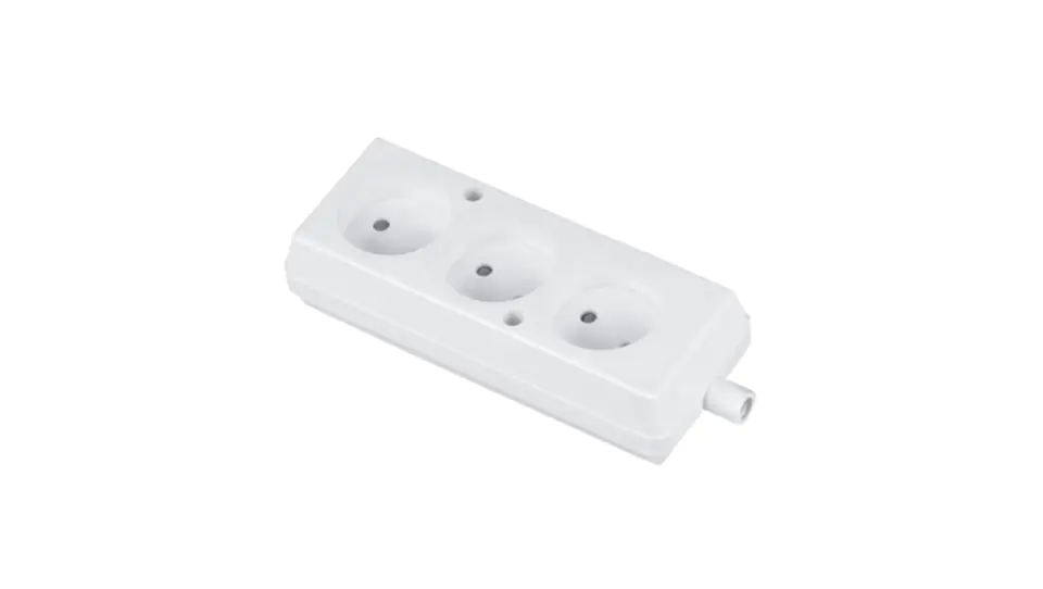 ⁨Portable triple socket 16A 2P 250V white GN-360⁩ at Wasserman.eu