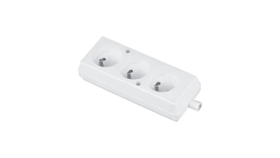 ⁨Portable socket triple 16A 2P+Z 250V white GN-370⁩ at Wasserman.eu