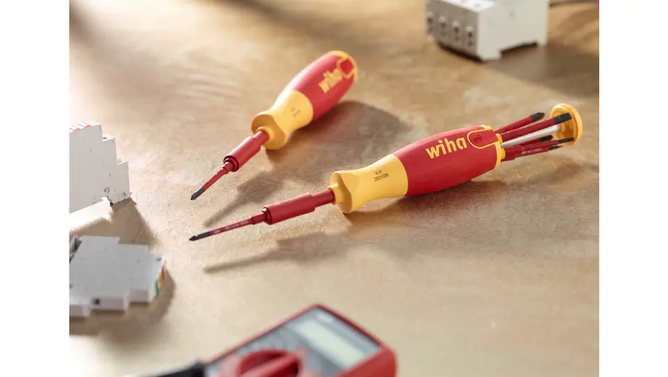 ⁨Bit Magazine LiftUp Electric Insulated Screwdriver 1000V with 6 Bits Flat + PH 38610⁩ at Wasserman.eu