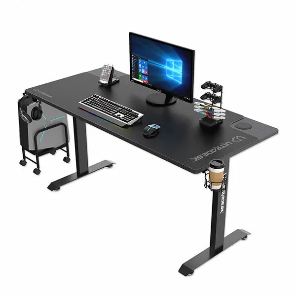 ⁨ULTRADESK Biurko dla gracza MOMENTUM - Black, 152,5x70 cm, 75,5 cm, z podkładką pod mysz XXL, uchwyt do słuchawek, na napój, telef⁩ w sklepie Wasserman.eu