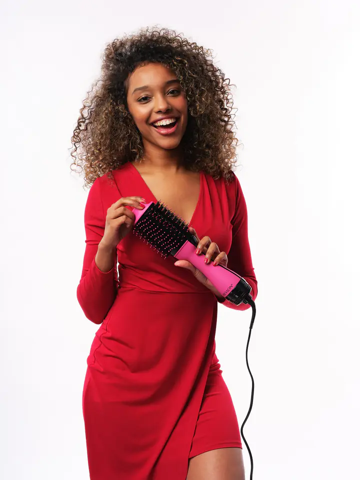 ⁨Revlon RVDR5222E hair dryer Black, Pink⁩ at Wasserman.eu