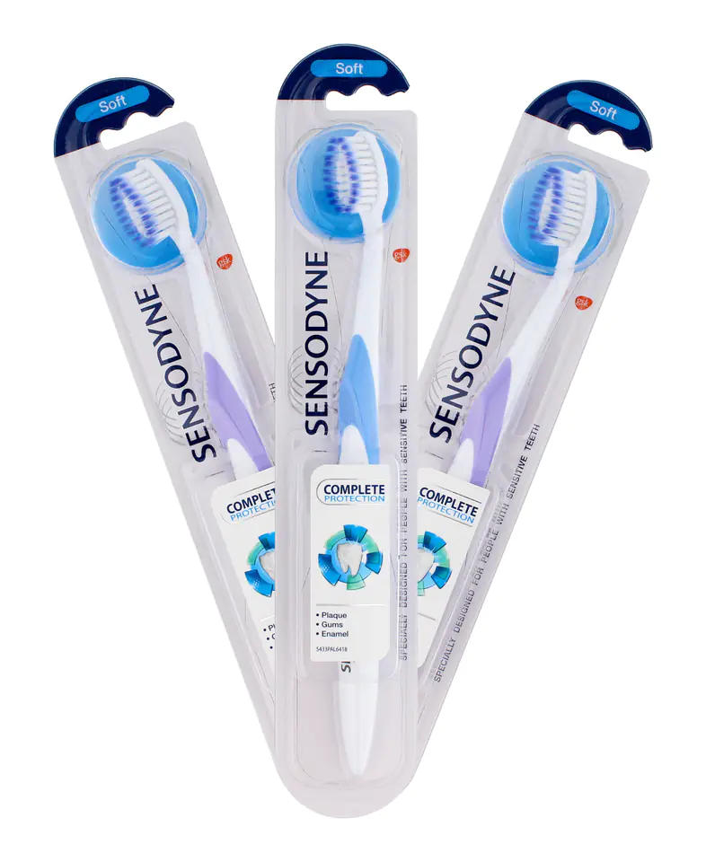 ⁨GSK Sensodyne Complete Protection toothbrush - soft 1pc⁩ at Wasserman.eu