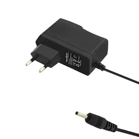 ⁨Charger/adapter for tablet 5V 2.1A 3.0x1.0⁩ at Wasserman.eu