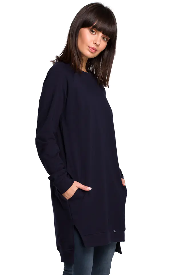 ⁨B101 Bluza - tunika z rozcięciami po bokach - granat (kolor granat, rozmiar XL)⁩ w sklepie Wasserman.eu