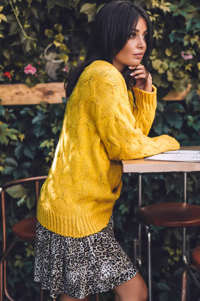 ⁨BK038 Sweater with weave braid - honey (Yellow, Size L/XL)⁩ at Wasserman.eu