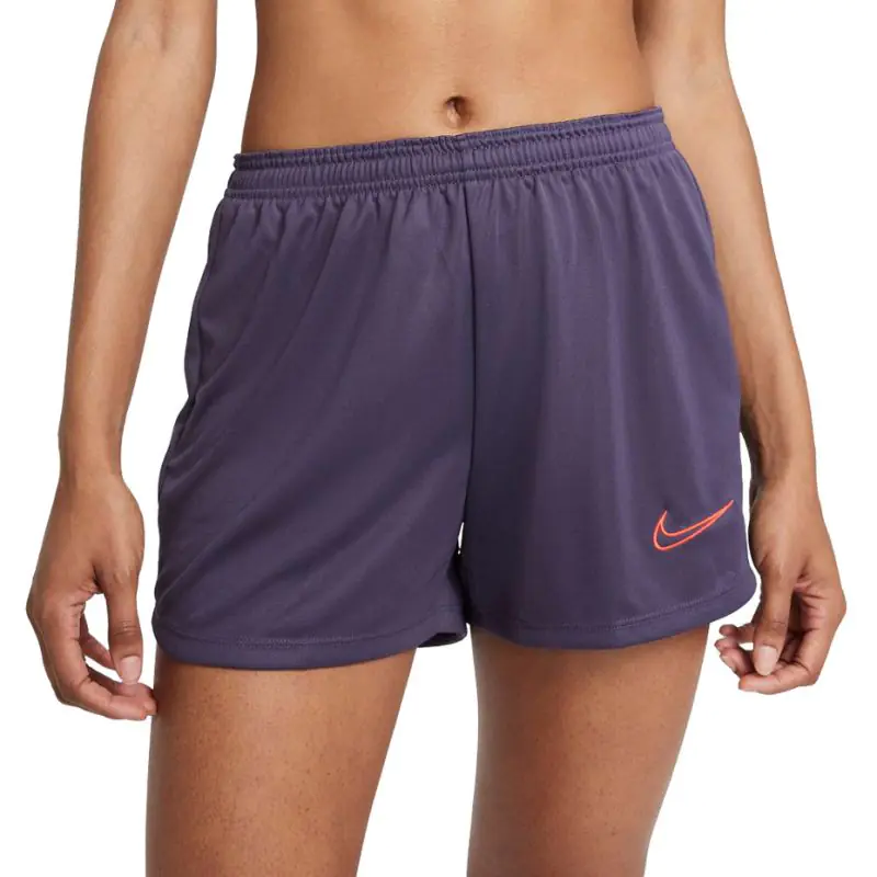 ⁨Spodenki Nike Dri-FIT Academy W CV2649-573 (kolor Fioletowy, rozmiar L)⁩ w sklepie Wasserman.eu