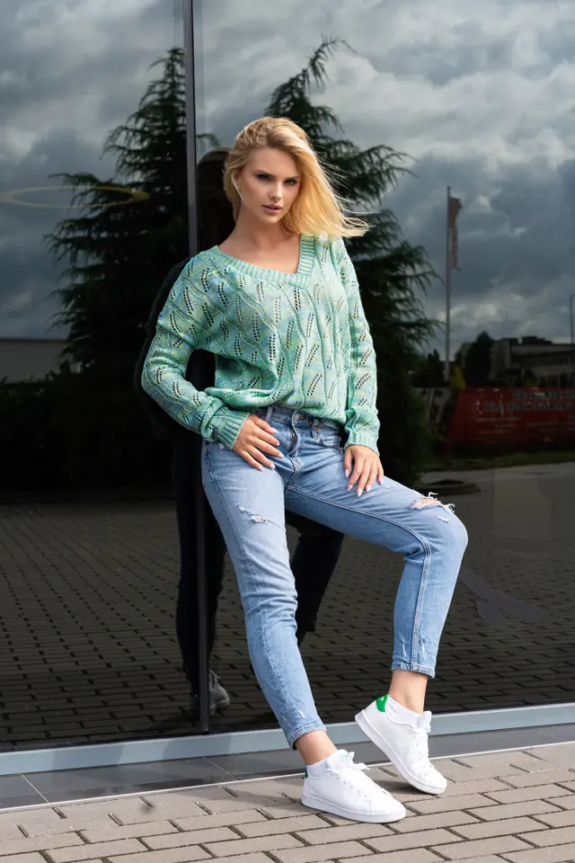 ⁨Gloris Mint sweter (kolor Miętowy, rozmiar S/M)⁩ w sklepie Wasserman.eu