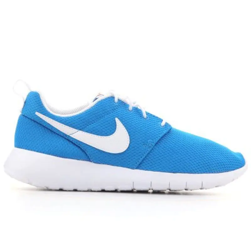 ⁨Buty Nike Roshe One (GS) Jr 599728 (kolor Niebieski, rozmiar EU 36.5)⁩ w sklepie Wasserman.eu