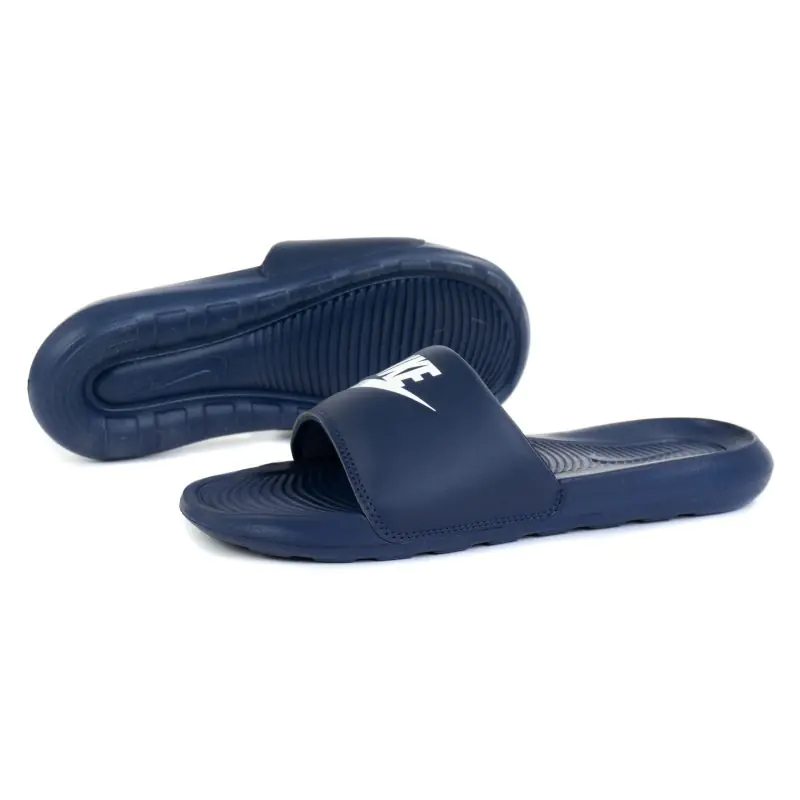 ⁨Buty Nike Victori One Slide M CN9675 (kolor Granatowy, rozmiar 41)⁩ w sklepie Wasserman.eu