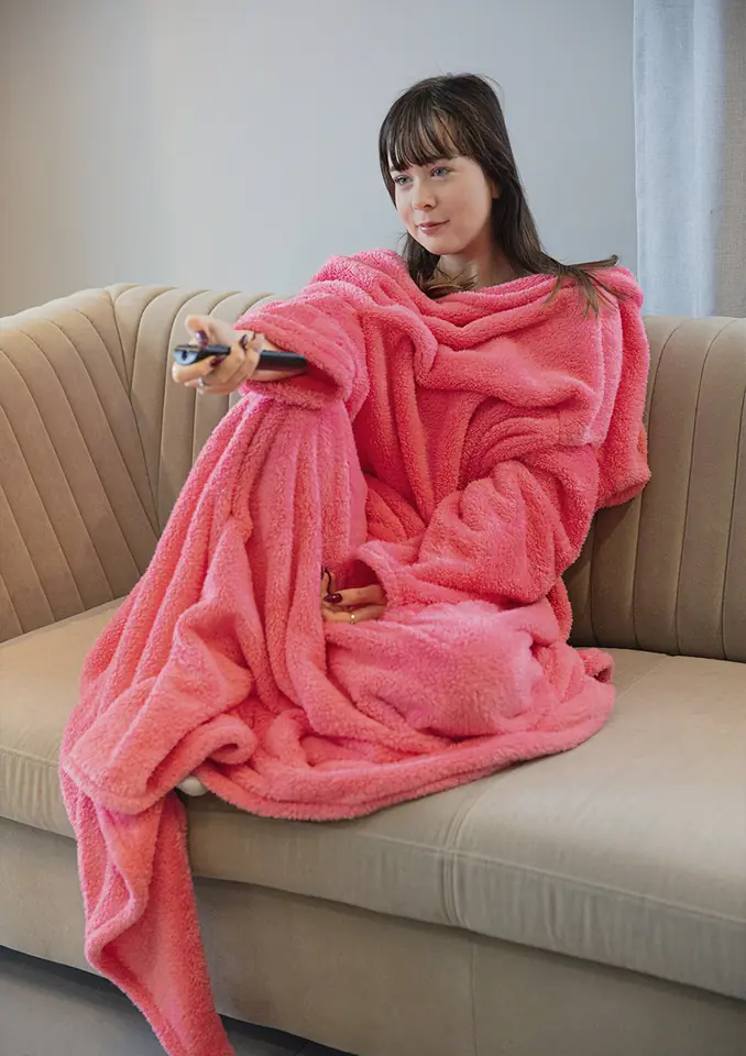 ⁨Blanket with sleeves (Coral color, one size one)⁩ at Wasserman.eu