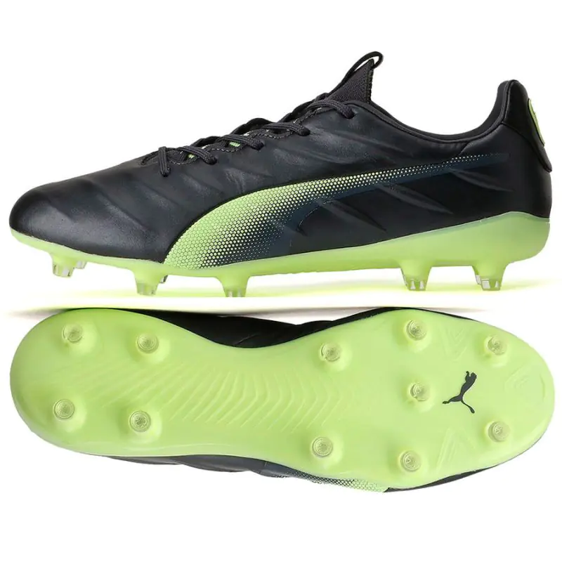 ⁨Buty Puma King Platinum 21 FG/AG M 106478 (kolor Czarny, rozmiar 42 1/2)⁩ w sklepie Wasserman.eu