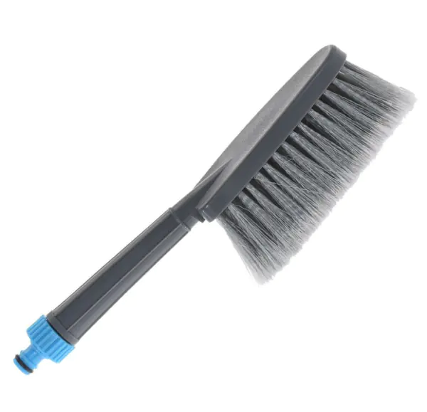 ⁨Washing brush with connection to garden hose 31cm⁩ at Wasserman.eu