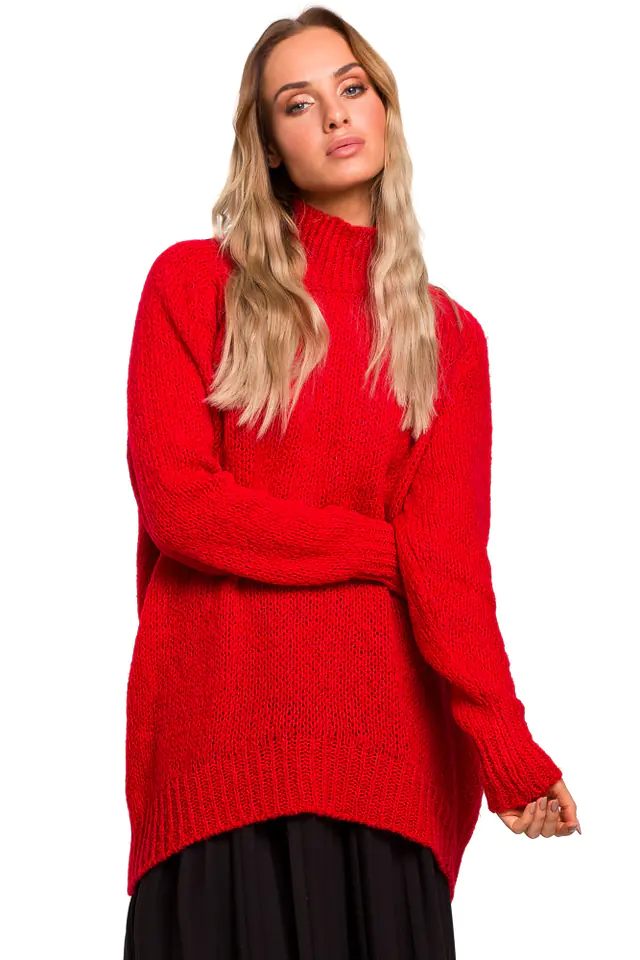 ⁨M468 Sweater turtleneck with asymmetrical bottom - red (Color: red, size L/XL)⁩ at Wasserman.eu