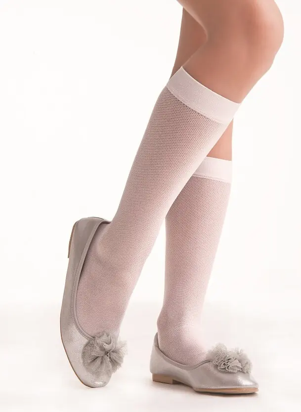 ⁨KNITTEX GIRLS' KNEE-SOCKS AIDA (Color: white, Size: 19-20)⁩ at Wasserman.eu