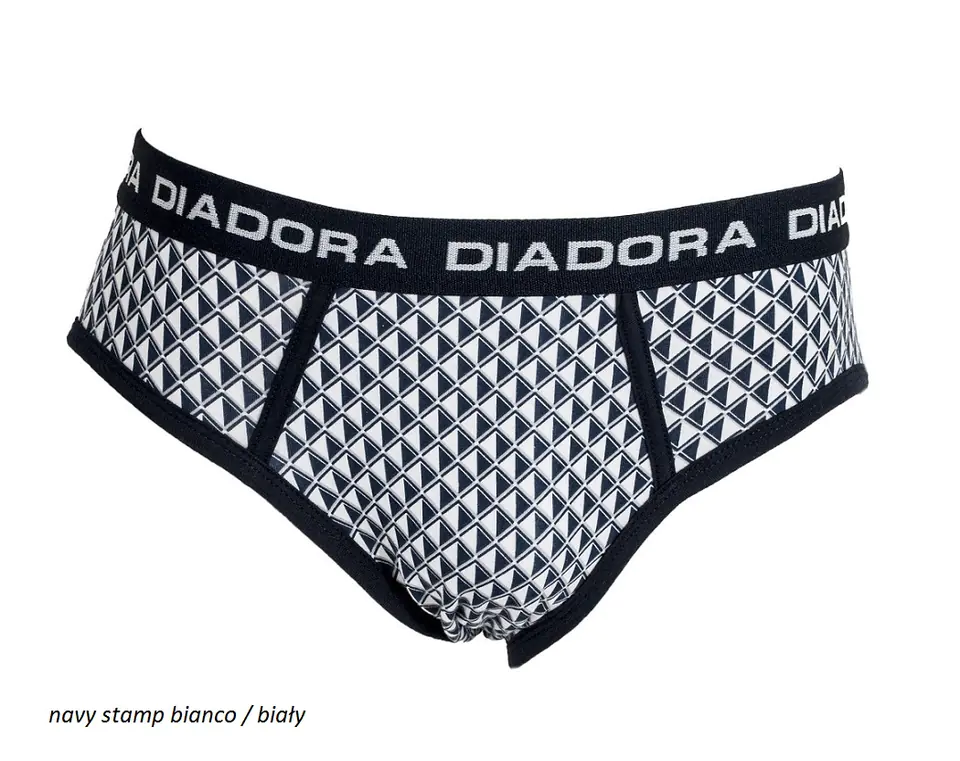 ⁨SLIPY DIADORA 5839 (kolor biały, rozmiar M)⁩ w sklepie Wasserman.eu