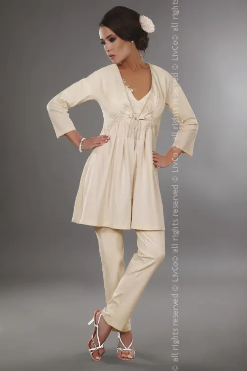 ⁨Suri LC 90021 bathrobe (Ecru, Size XL (42))⁩ at Wasserman.eu