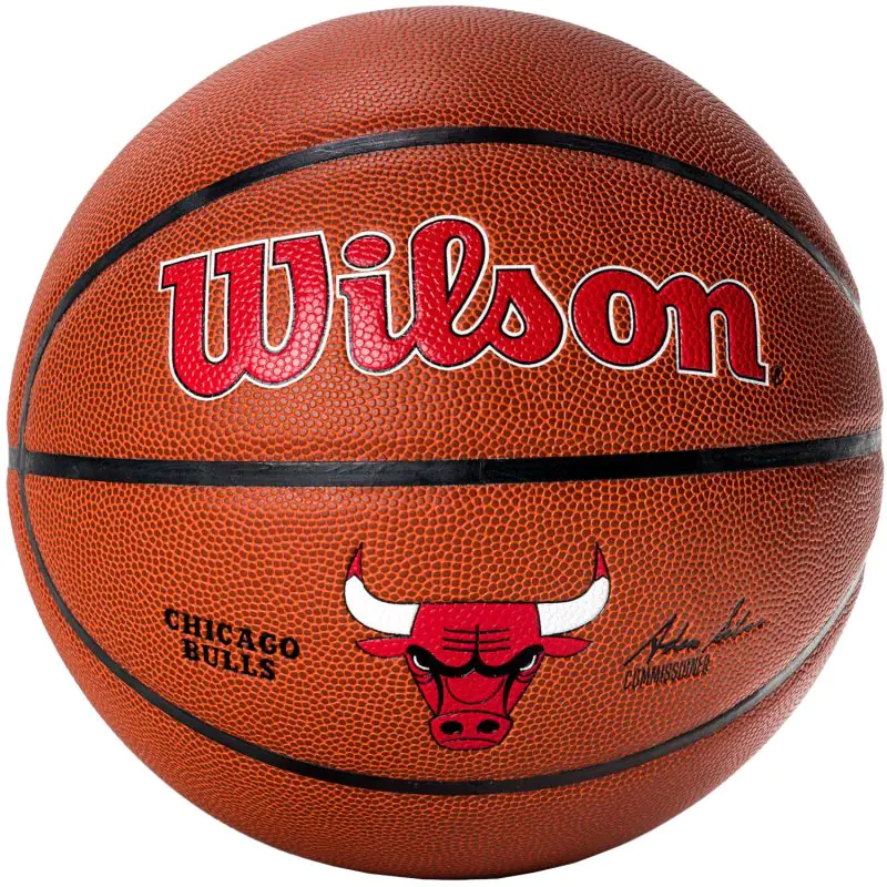 ⁨Piłka Wilson Team Alliance Chicago Bulls Ball WTB3100 (kolor Brązowy, rozmiar 7)⁩ w sklepie Wasserman.eu