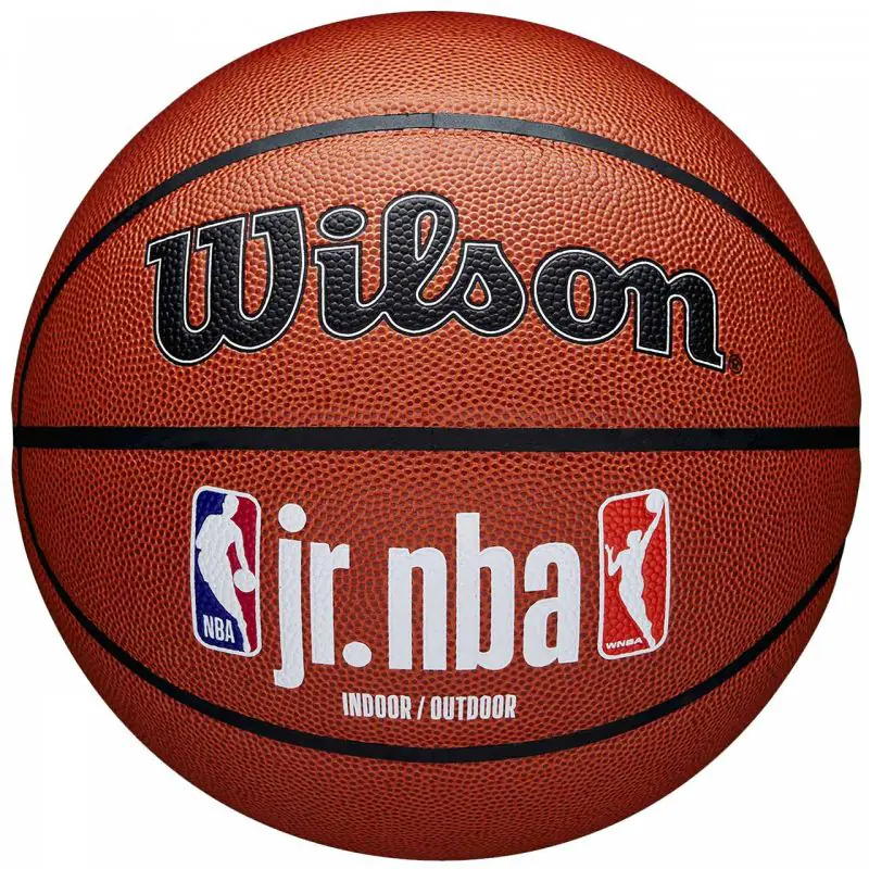⁨Piłka koszykowa Wilson JR NBA Logo Indoor Outdoor (kolor Brązowy, rozmiar 7)⁩ w sklepie Wasserman.eu