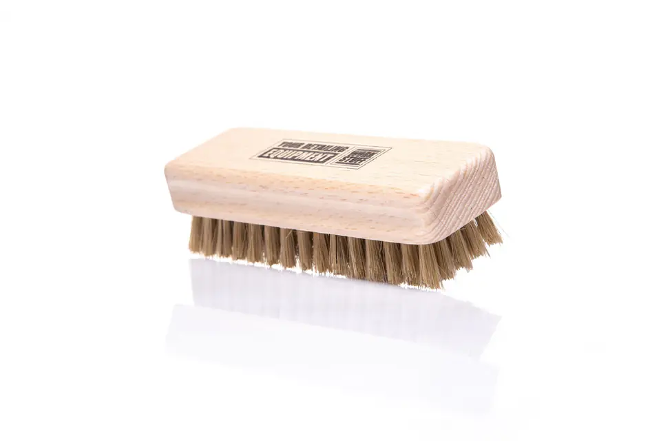 ⁨Work Stuff Handy Leather Brush - leather upholstery cleaning brush⁩ at Wasserman.eu