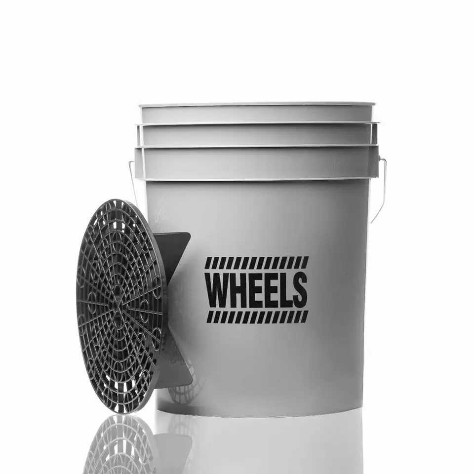 ⁨Work Stuff Detailing Bucket Grey Wheels + Separator - szare wiadro detailingowe z separatorem brudu⁩ w sklepie Wasserman.eu