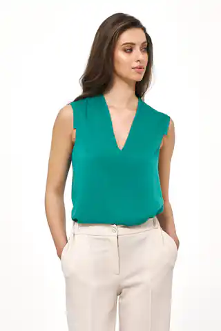 ⁨Zielona wiskozowa bluzka bez rękawów  - B148 (kolor zielony, rozmiar 42)⁩ w sklepie Wasserman.eu