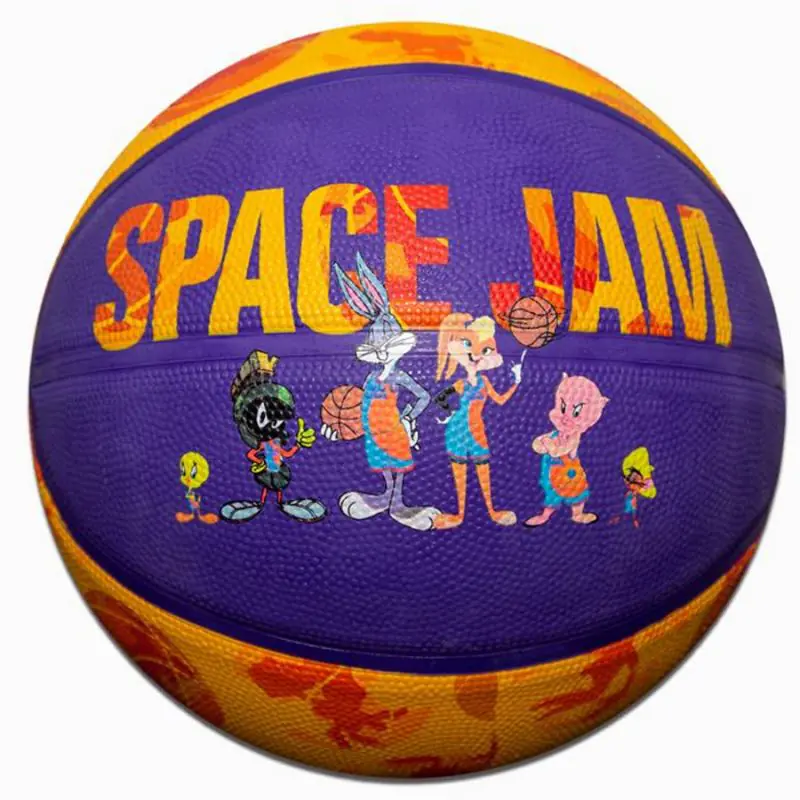 ⁨Piłka do koszykówki Spalding Space Jam Tune Squad III 84 (kolor Fioletowy. Pomarańczowy, rozmiar 7)⁩ w sklepie Wasserman.eu