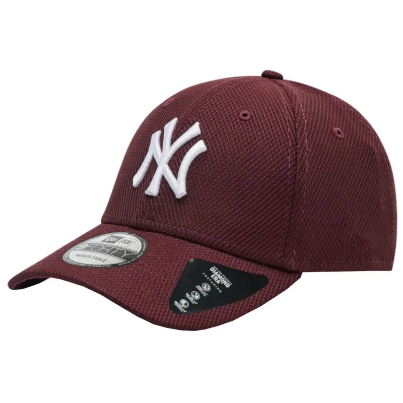 ⁨Czapka New Era 9FORTY Diamond New York Yankees MLB Cap 12523 (kolor Czerwony, rozmiar OSFM)⁩ w sklepie Wasserman.eu