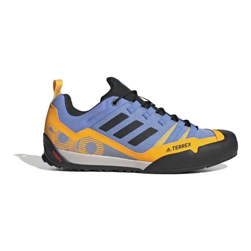 ⁨Buty adidas Terrex Swift Solo 2 M (kolor Niebieski, rozmiar 42 2/3)⁩ w sklepie Wasserman.eu