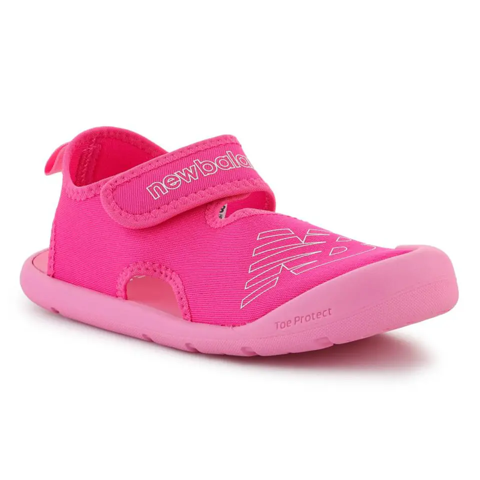 ⁨Sandały New Balance Jr (kolor Różowy, rozmiar EU 35)⁩ w sklepie Wasserman.eu