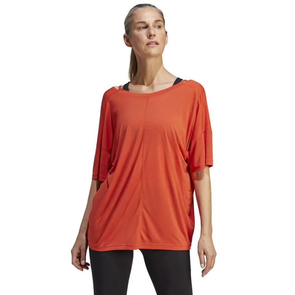 ⁨Koszulka adidas YGA ST O T W (kolor Pomarańczowy, rozmiar M)⁩ w sklepie Wasserman.eu