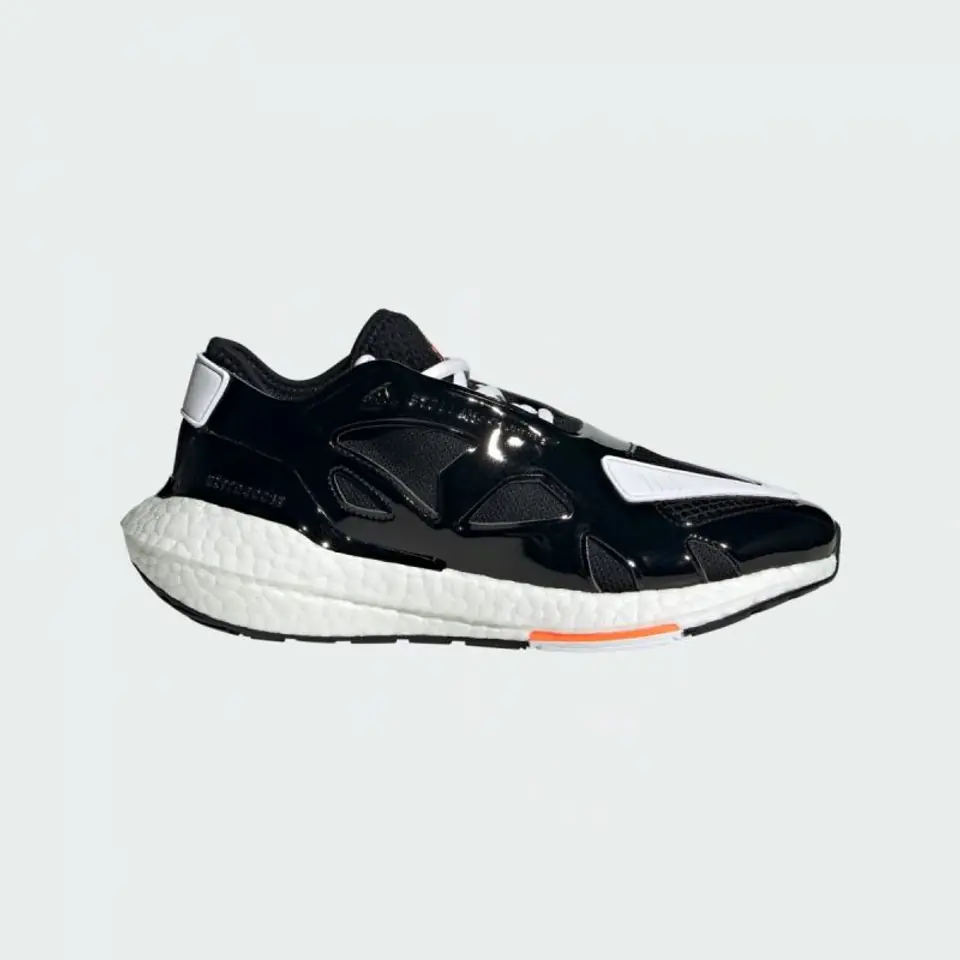 ⁨Buty adidas by Stella McCartney Ultraboost 22 W (kolor Czarny, rozmiar 38)⁩ w sklepie Wasserman.eu