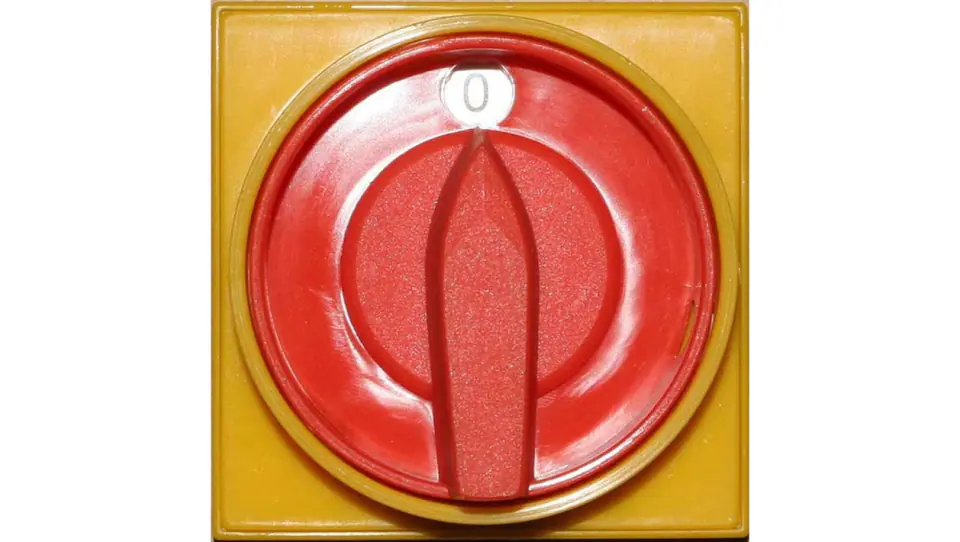 ⁨Łącznik krzywkowy 25A z czołem zamykanym żółto/czerwonym pokrętło z samopowrotem SK25C-5.4332/ P08⁩ w sklepie Wasserman.eu