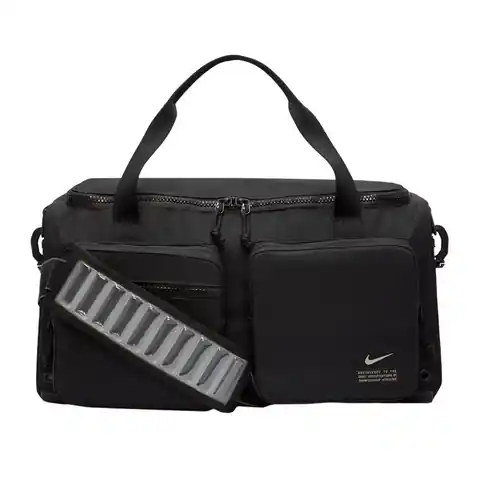 ⁨Torba Nike Utility Power torba [ rozm. S ] CK2795 (kolor Czarny, rozmiar S)⁩ w sklepie Wasserman.eu