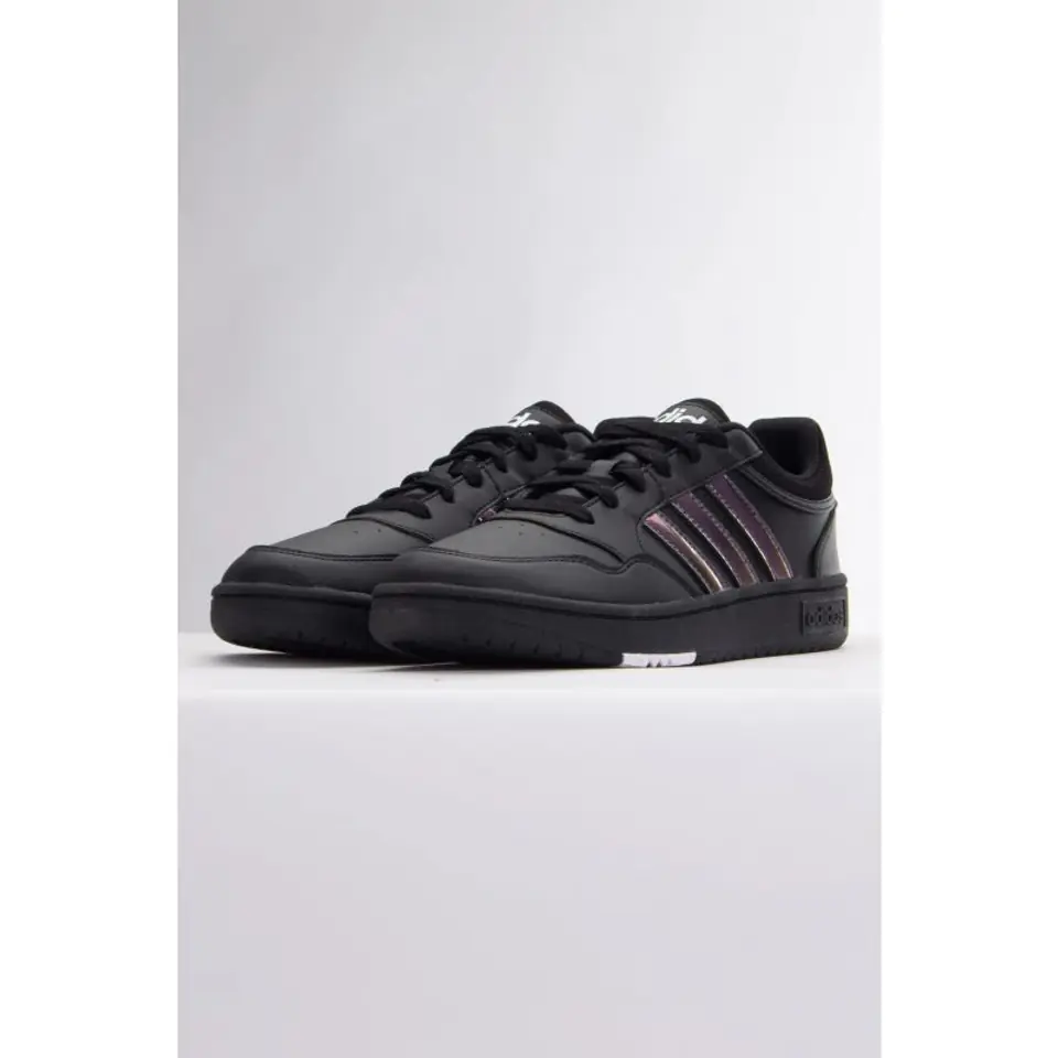 ⁨Buty adidas Hoops 3.0 K W (kolor Czarny, rozmiar 36 2/3)⁩ w sklepie Wasserman.eu