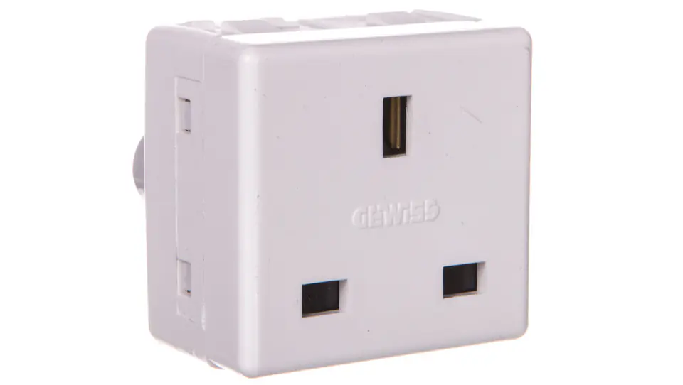 ⁨2P+E 13A British STD socket with cover white GW20208⁩ at Wasserman.eu