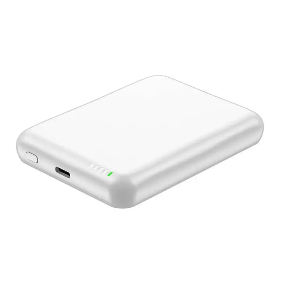 ⁨Magnetic Powerbank Vipfan F12, 20W 5000mAh (white)⁩ at Wasserman.eu