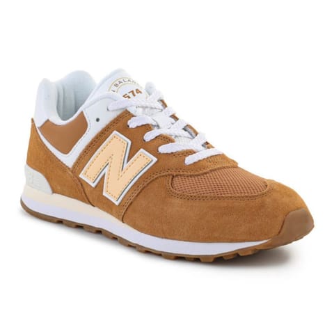 ⁨Buty New Balance Jr GC574 (kolor Brązowy, rozmiar EU 35.5)⁩ w sklepie Wasserman.eu