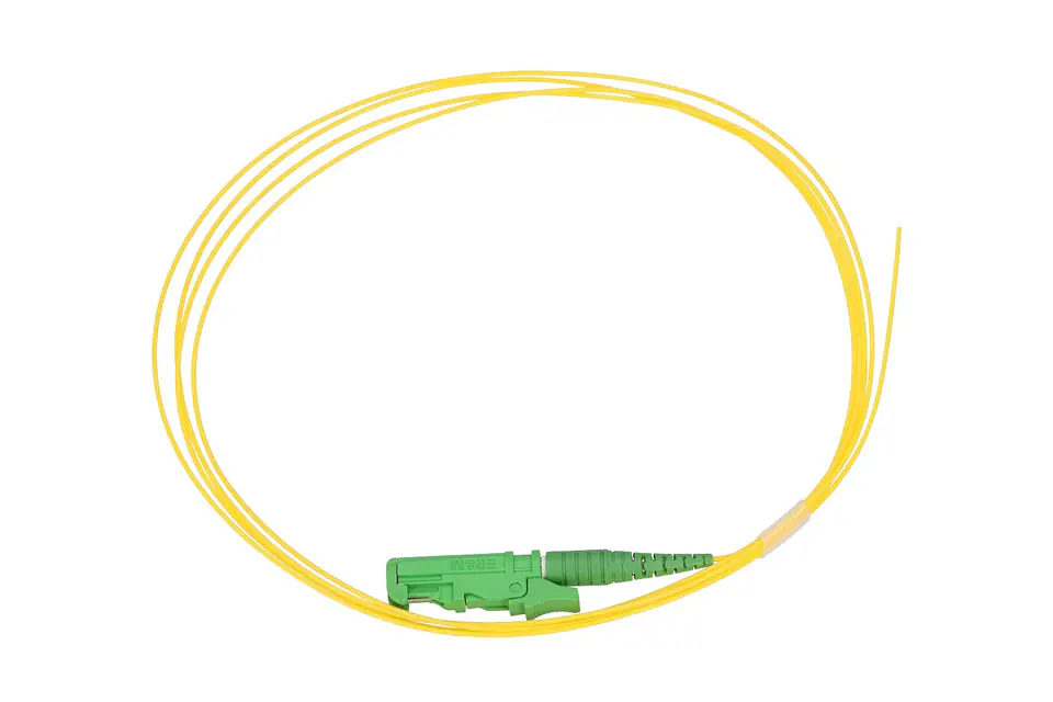 ⁨EXTRALINK PIGTAIL E2000/APC SM 1.5M PVC⁩ w sklepie Wasserman.eu