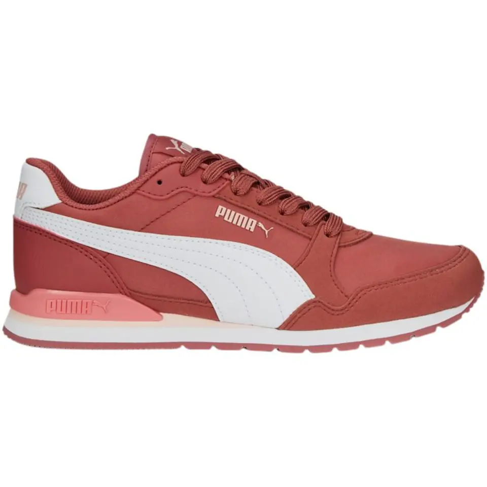 ⁨Buty Puma ST Runner v3 NL W 384857 (kolor Czerwony, rozmiar 38)⁩ w sklepie Wasserman.eu