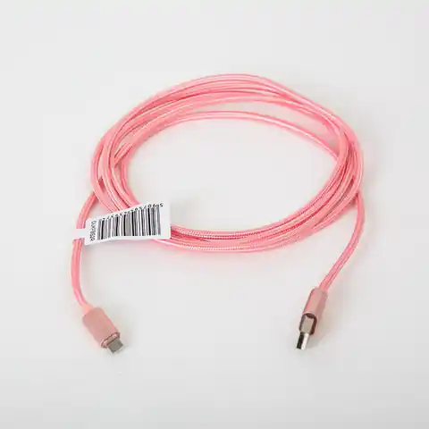 ⁨Kabel USB -> microUSB 1m pleciony jasny różowy OMEGA IGUANA (43934)⁩ w sklepie Wasserman.eu