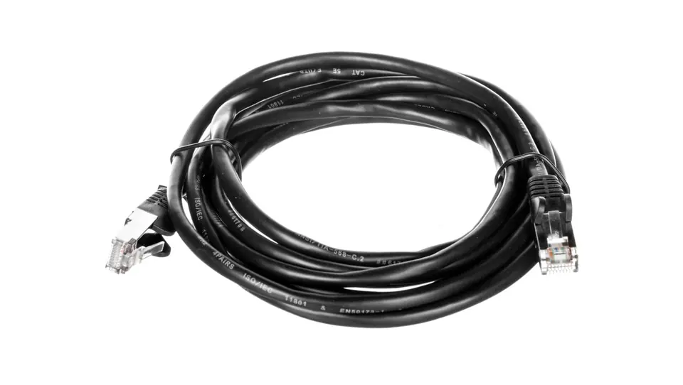 ⁨Kabel krosowy patchcord U/UTP kat.5e CCA czarny 10m 68645⁩ w sklepie Wasserman.eu