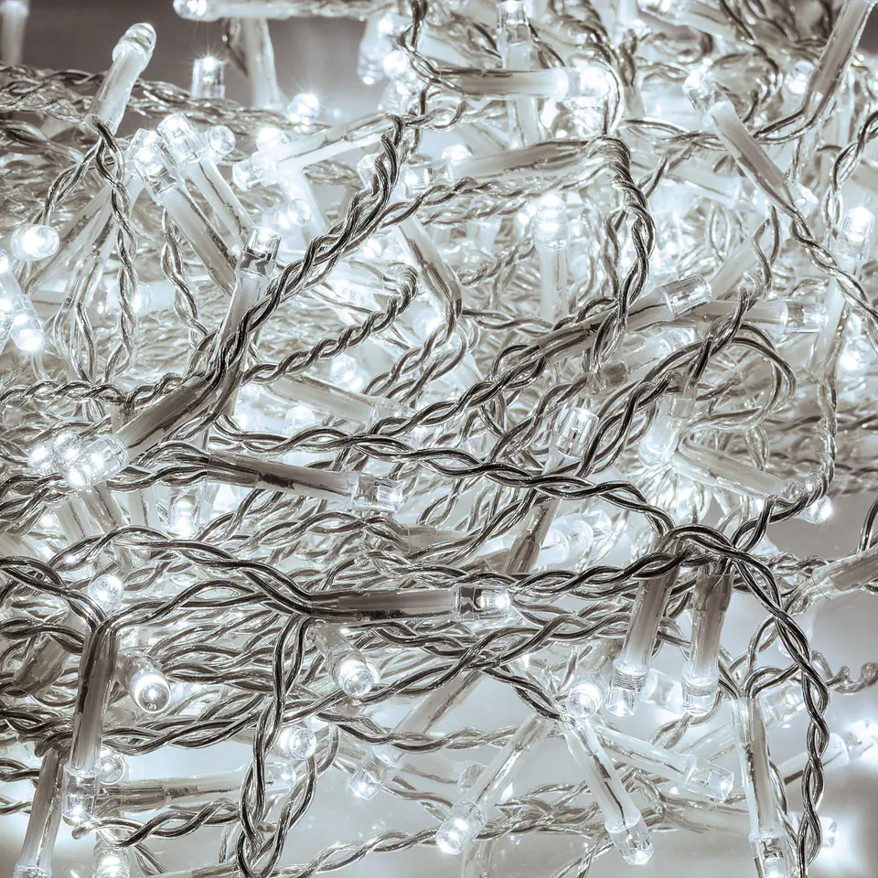 ⁨Kurtyna świetlna 10m (660 Led) kolor zimny biały, IP 44⁩ w sklepie Wasserman.eu