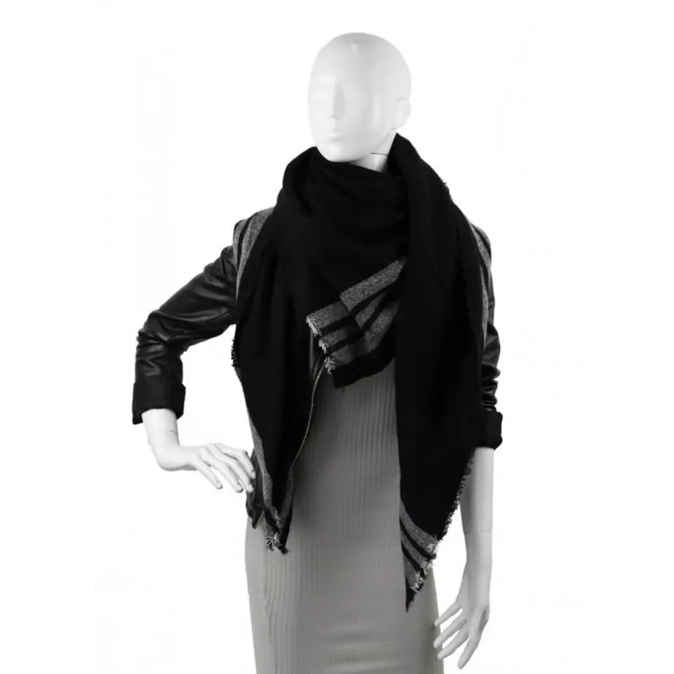 ⁨SZAL CHUSTA CZERŃ SZALS19⁩ w sklepie Wasserman.eu