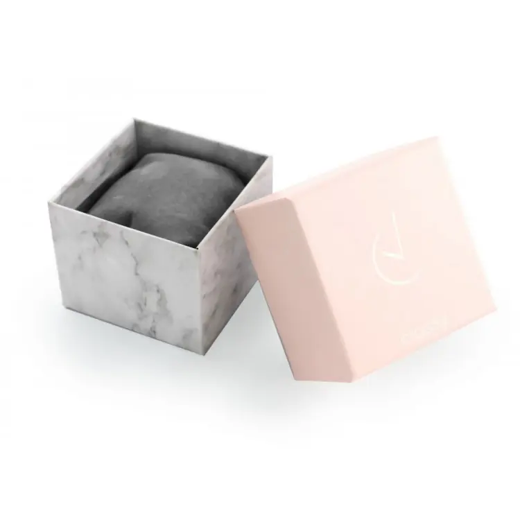 CLASSY Uhrenbox mit PDOZ7 Kissen im Wasserman.eu