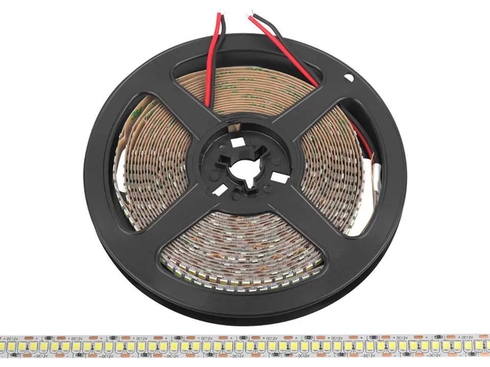 ⁨1 szt.  PS Sznur diod.2835 3000K, 240LED/m. IP20, 1200lm/m, 14,4W/m, rol.5m⁩ w sklepie Wasserman.eu