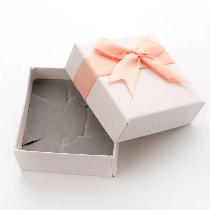 PUDEŁKO OZDOBNE NA BIŻUTERIĘ 7,5 cm x 7,5 cm 18SZT/OPAKOWANIE PDOZ10BR w sklepie Wasserman.eu