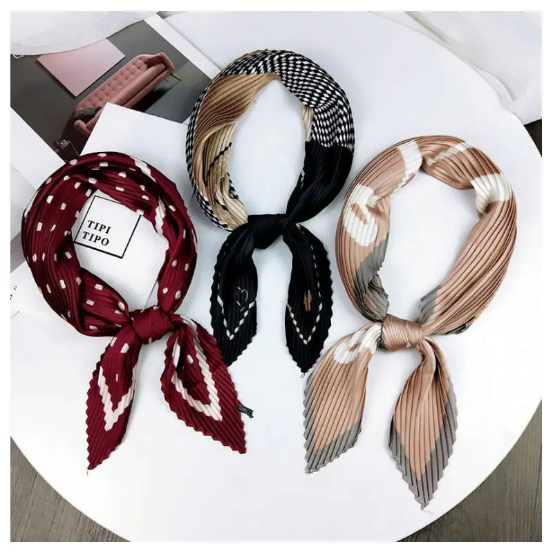 ⁨Szal Apaszka 2021 97 x 55 cm chusta print SZAL44WZ2⁩ w sklepie Wasserman.eu