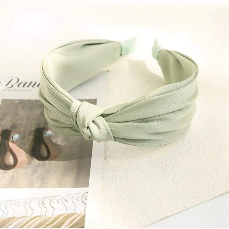 ⁨Turban band made of O391WZ3 material⁩ at Wasserman.eu