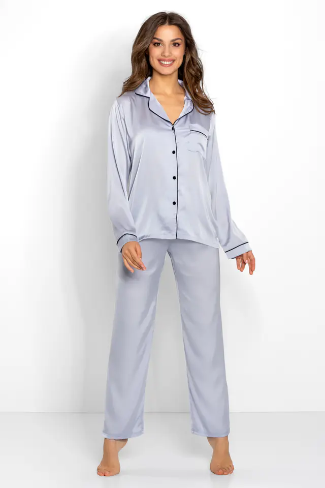 ⁨Classic Look Silver Pajamas (Size S)⁩ at Wasserman.eu